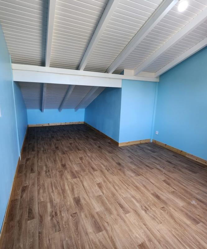 Maison - 60 m² - 4 pièces