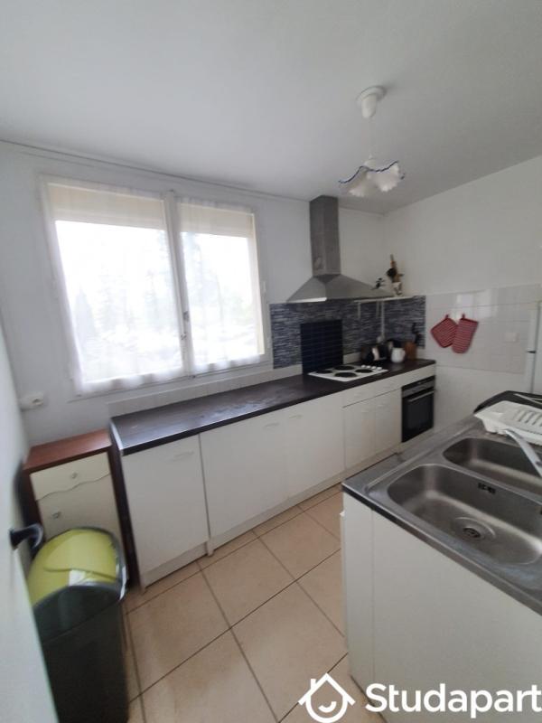 Chambre - 12 m² - 1 pièce