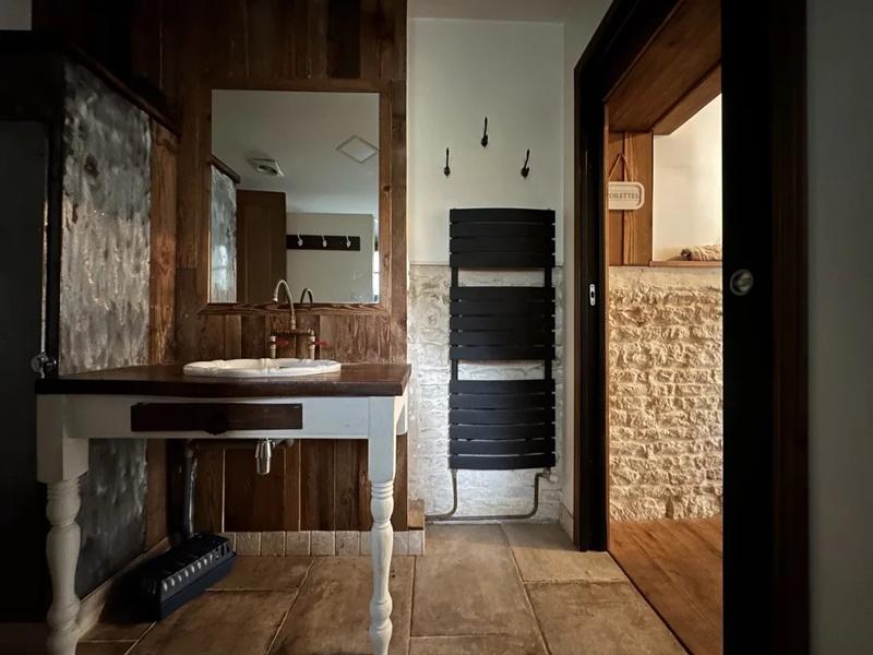 Propriété - 338 m² - 10 pièces