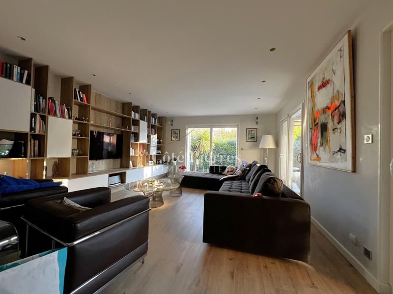 Villa - 140 m² - 6 pièces