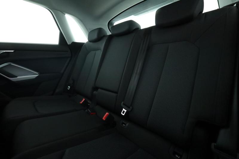 Audi Q3 35 Tfsi Mhev s tronic 7 150 ch