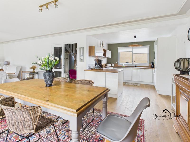 Maison - 105 m² - 5 pièces