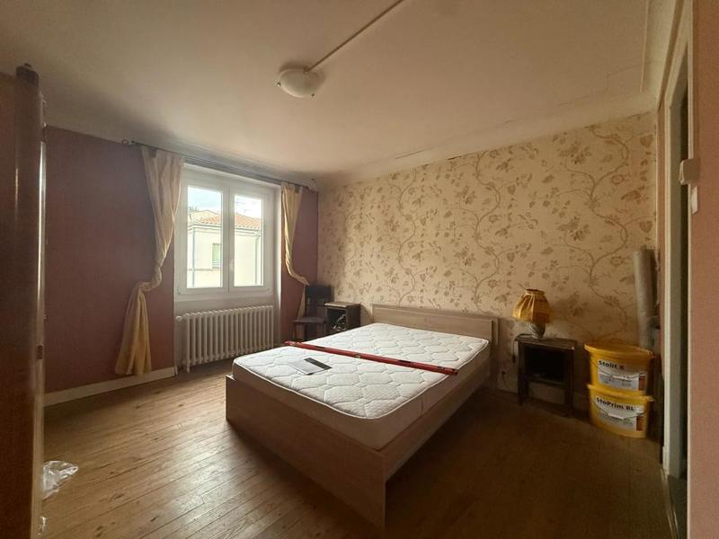 Demeure - 422 m² - 13 pièces