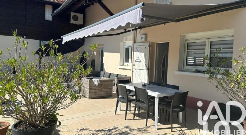 Maison - 140 m² - 5 pièces