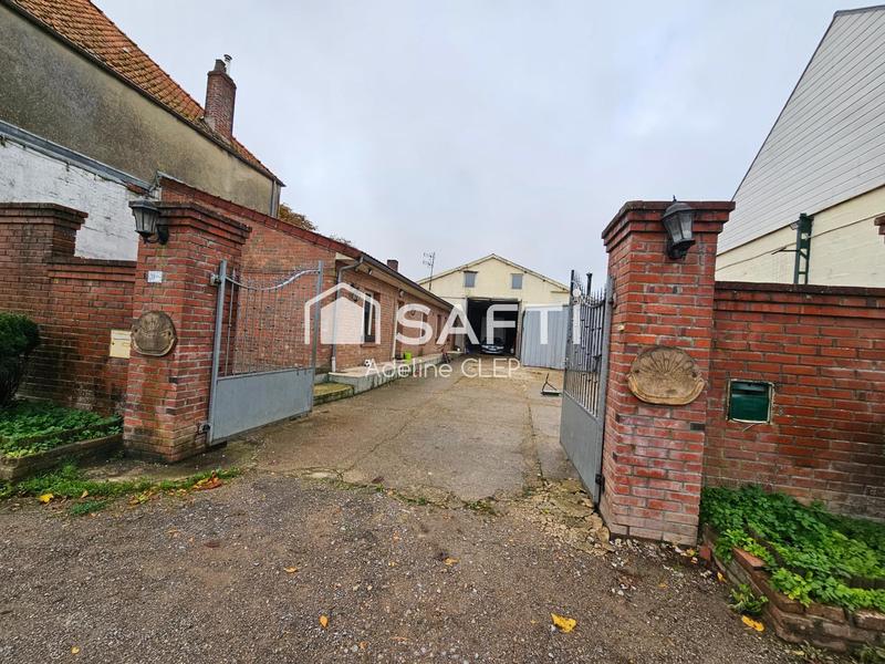 Maison - 90 m² - 4 pièces