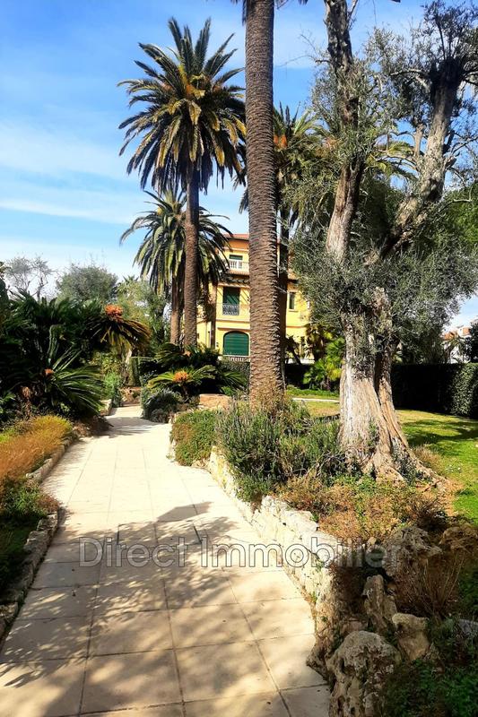 Appartement - 99 m² - 4 pièces