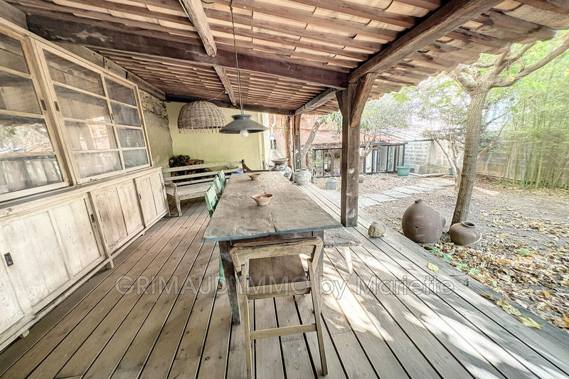 Maison de village - 300 m² - 9 pièces