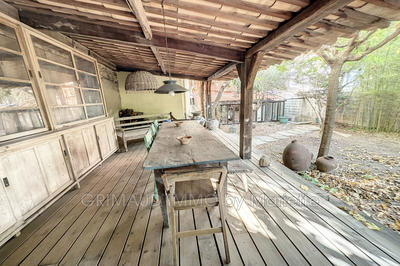 Maison de village - 300 m² - 9 pièces