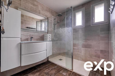 Maison - 148 m² - 7 pièces