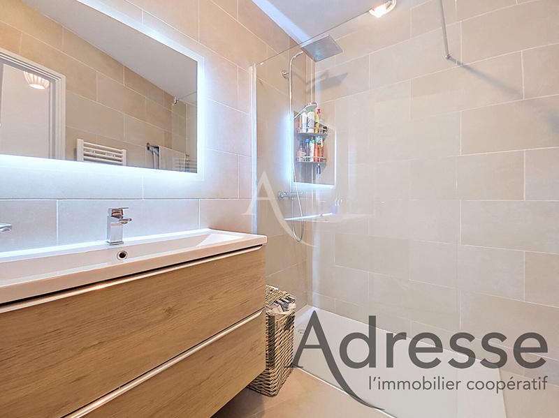 Appartement - 74 m² - 3 pièces