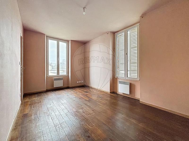 Immeuble - 530 m² - 32 pièces