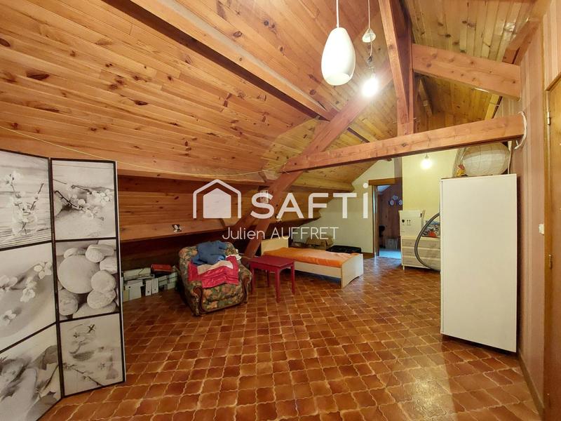 Maison - 169 m² - 6 pièces