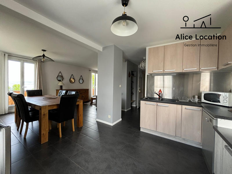 Appartement - 75 m² - 4 pièces