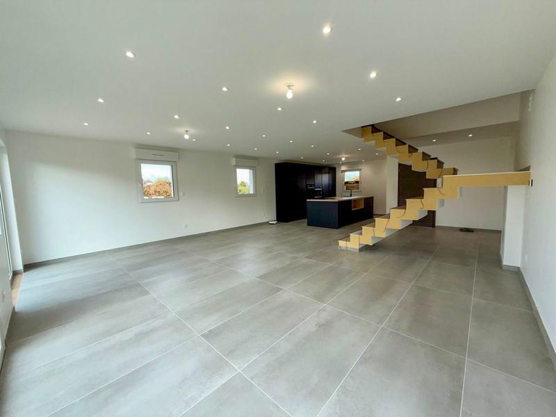 Maison traditionnelle - 115 m² - 4 pièces