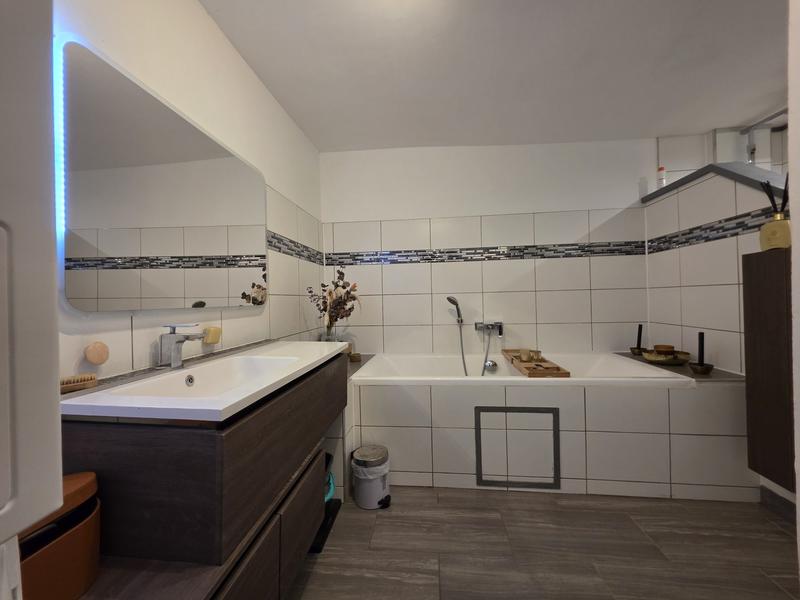 Maison - 77 m² - 3 pièces