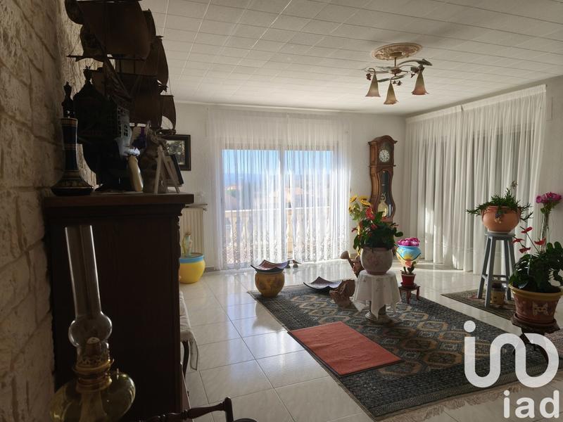 Maison - 250 m² - 8 pièces