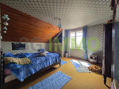 Maison - 150 m² - 7 pièces