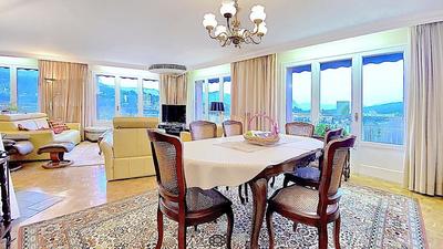 Appartement - 160 m² - 5 pièces