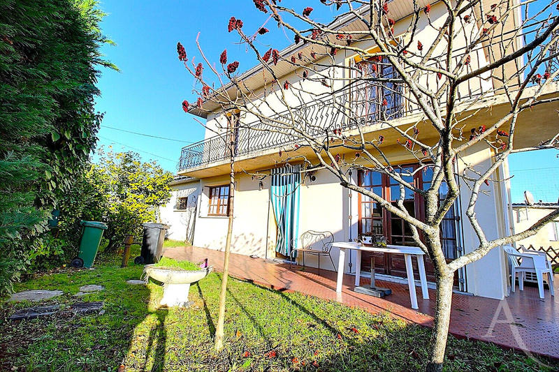 Maison - 77 m² - 4 pièces