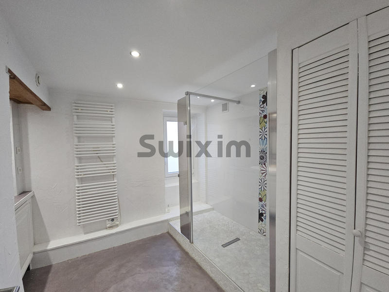 Maison de village - 144 m² - 6 pièces