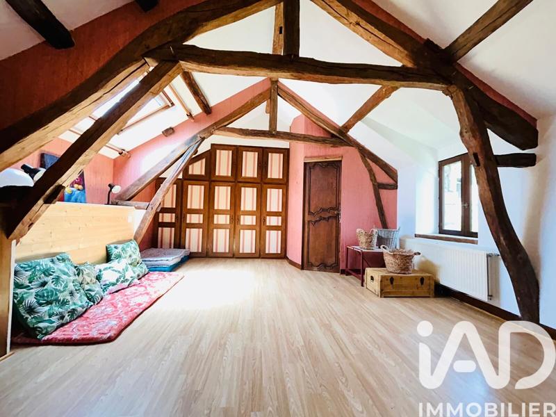 Maison - 236 m² - 7 pièces