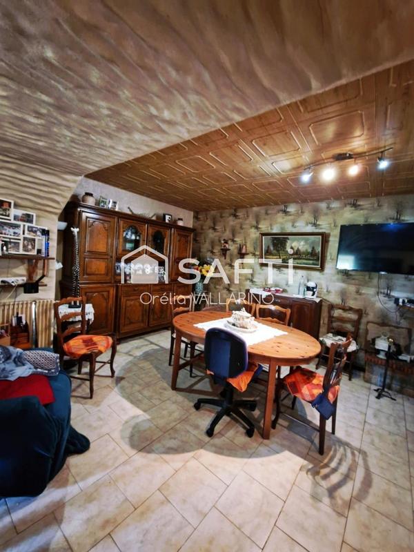 Maison - 200 m² - 9 pièces