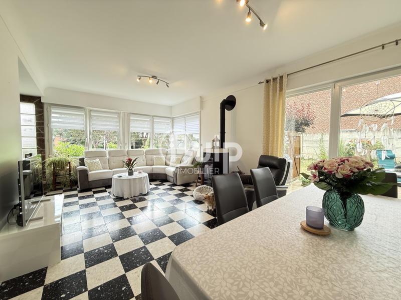 Pavillon - 100 m² - 3 pièces