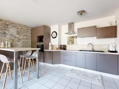 Appartement - 64 m² - 3 pièces