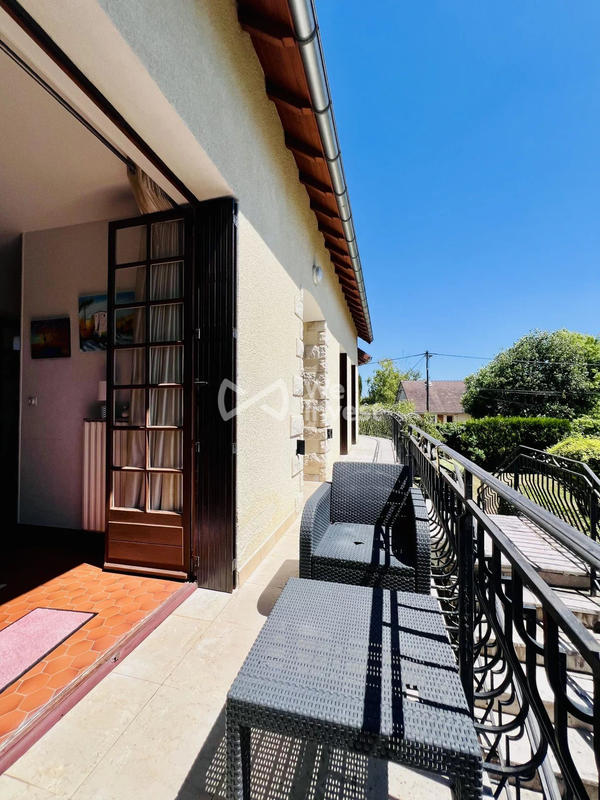 Maison - 183 m² - 7 pièces