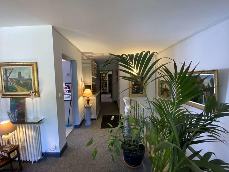 Appartement - 556 m² - 20 pièces