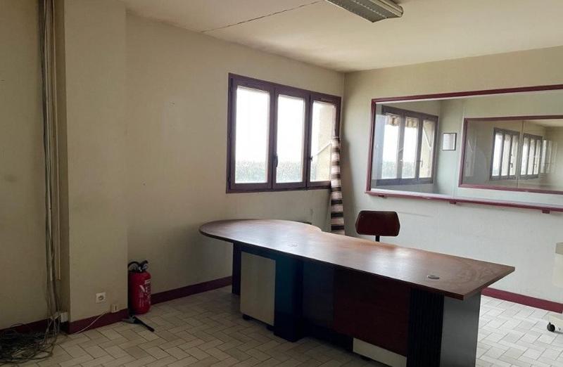 Atelier d'activités - 1 350 m² - 1 pièce