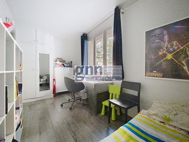 Appartement - 100 m² - 5 pièces