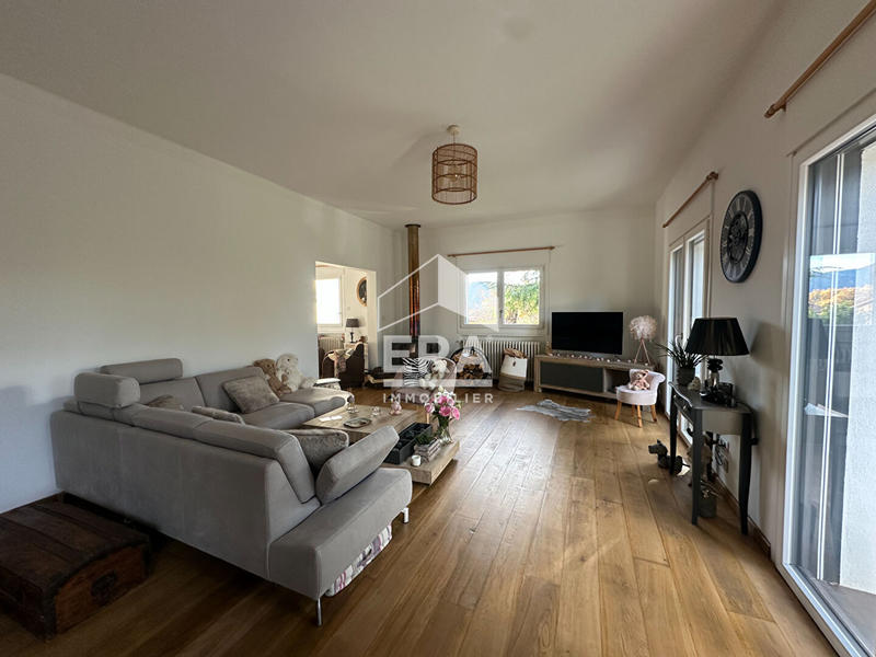 Maison - 182 m² - 6 pièces