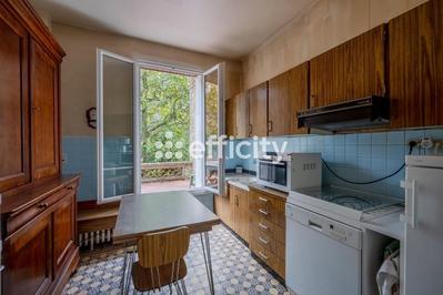 Maison - 210 m² - 9 pièces