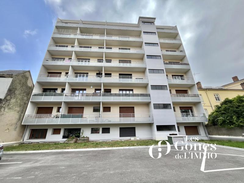 Studio - 25 m² - 1 pièce