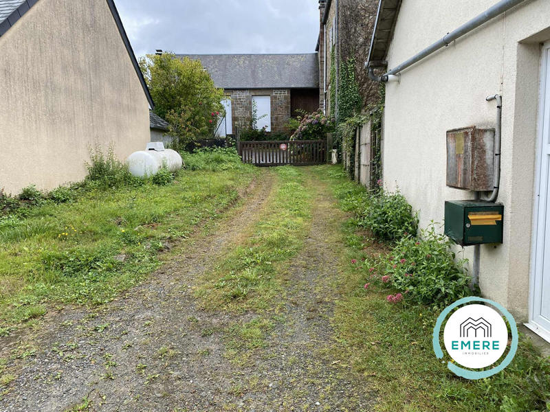 Maison - 99 m² - 4 pièces