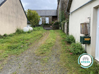 Maison - 99 m² - 4 pièces