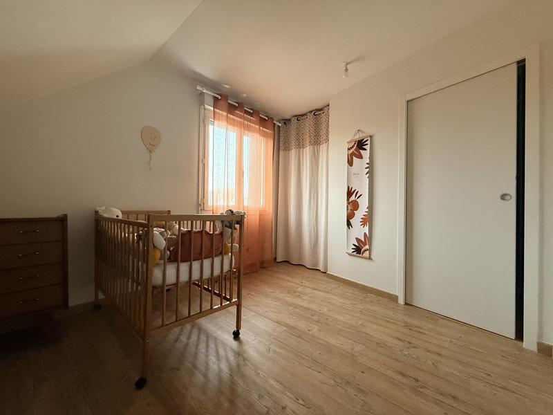 Maison traditionnelle - 118 m² - 8 pièces