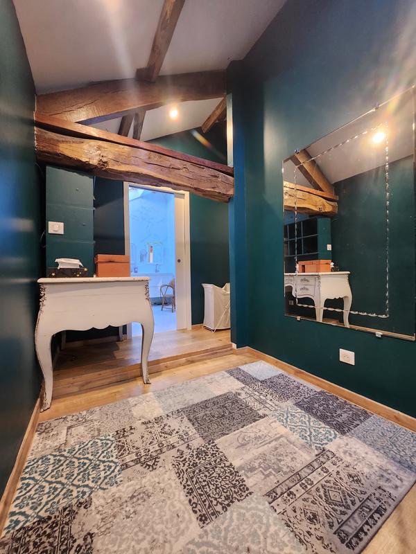 Propriété - 248 m² - 11 pièces