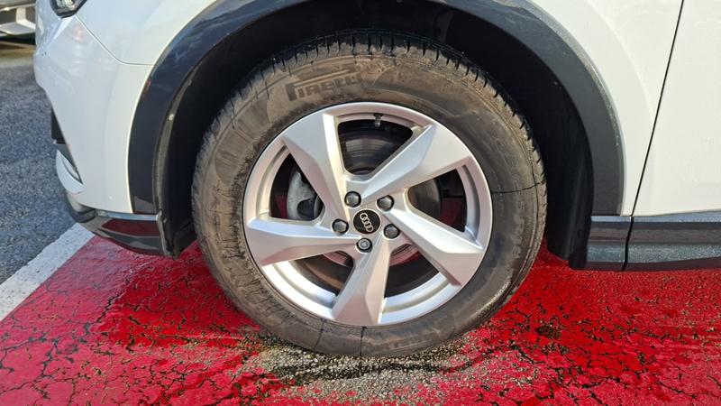 Audi Q3 35 Tdi 150 Ch s tronic 7 Design Luxe