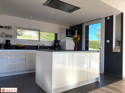 Maison - 160 m² - 6 pièces