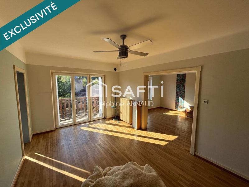 Maison - 186 m² - 9 pièces