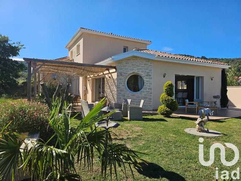 Maison - 123 m² - 4 pièces