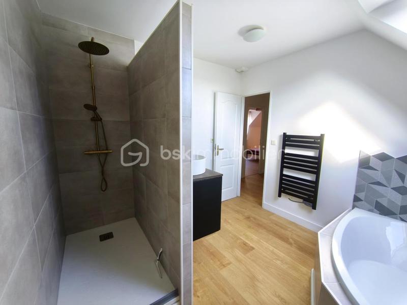 Maison - 132 m² - 7 pièces