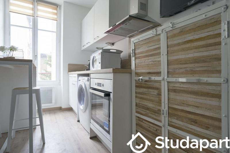 Chambre - 11 m² - 1 pièce