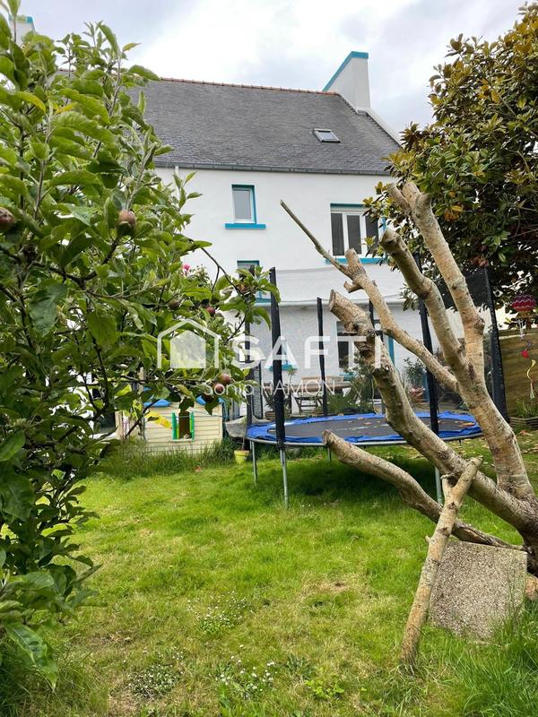 Maison - 164 m² - 9 pièces