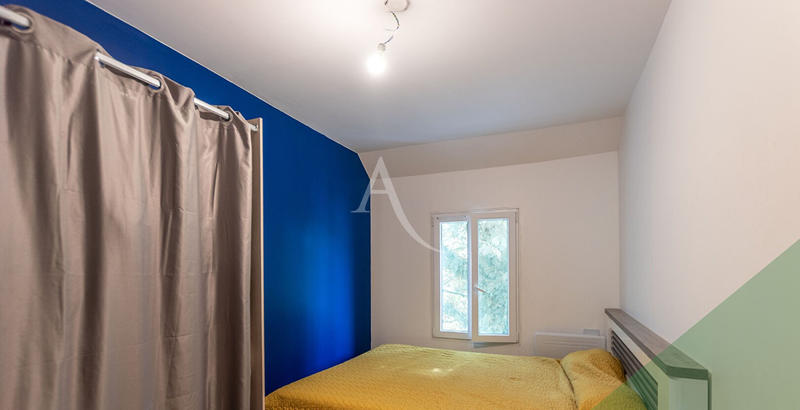 Maison - 104 m² - 6 pièces