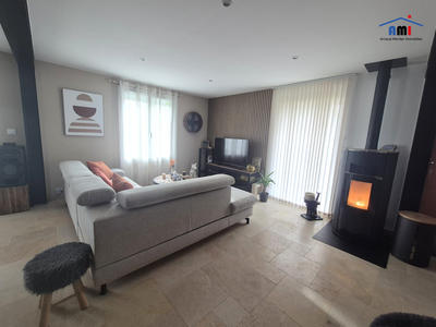 Maison - 90 m² - 4 pièces