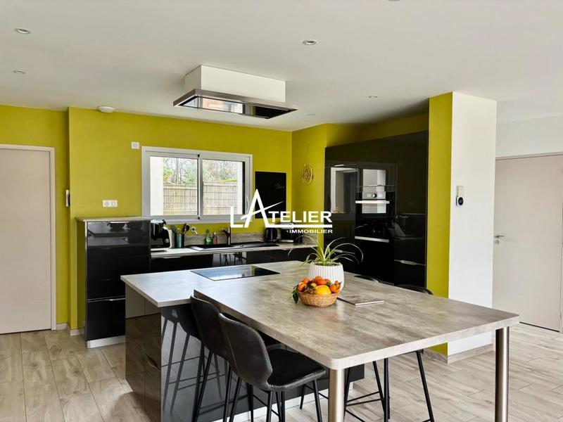 Maison - 144 m² - 7 pièces