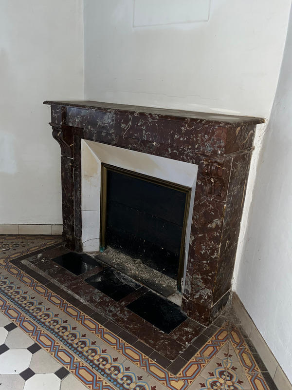 Maison - 305 m² - 8 pièces